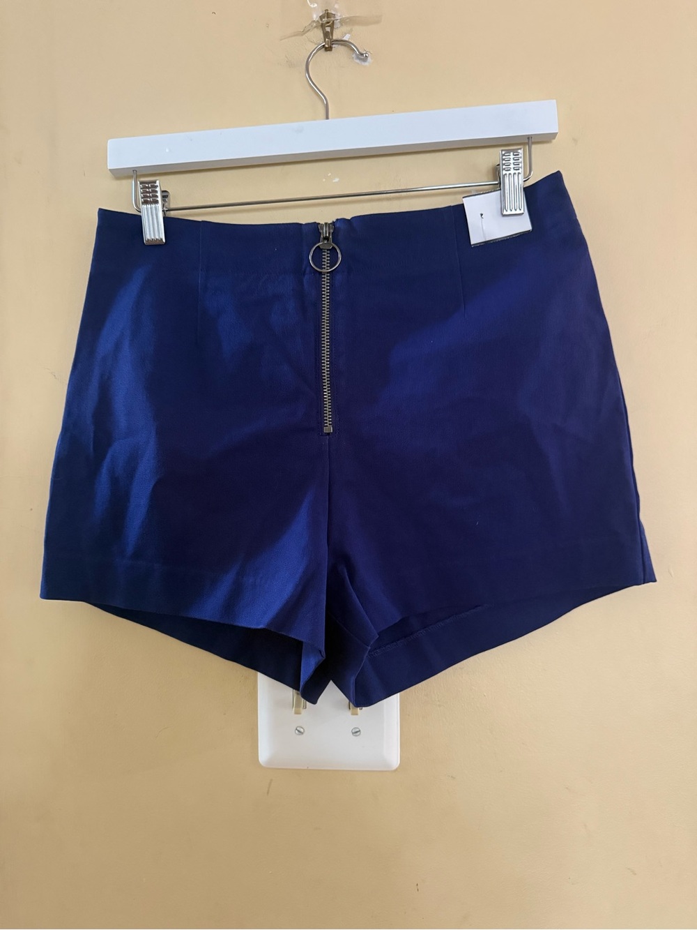 Maeve for Anthropologie Women's Navy High-Rise Zip Front Shorts, size 8